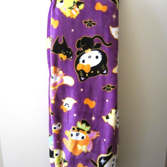 Hello Kitty And Friends My Melody Halloween Purple Silk Touch Throw Blanket - Picture 2 of 7